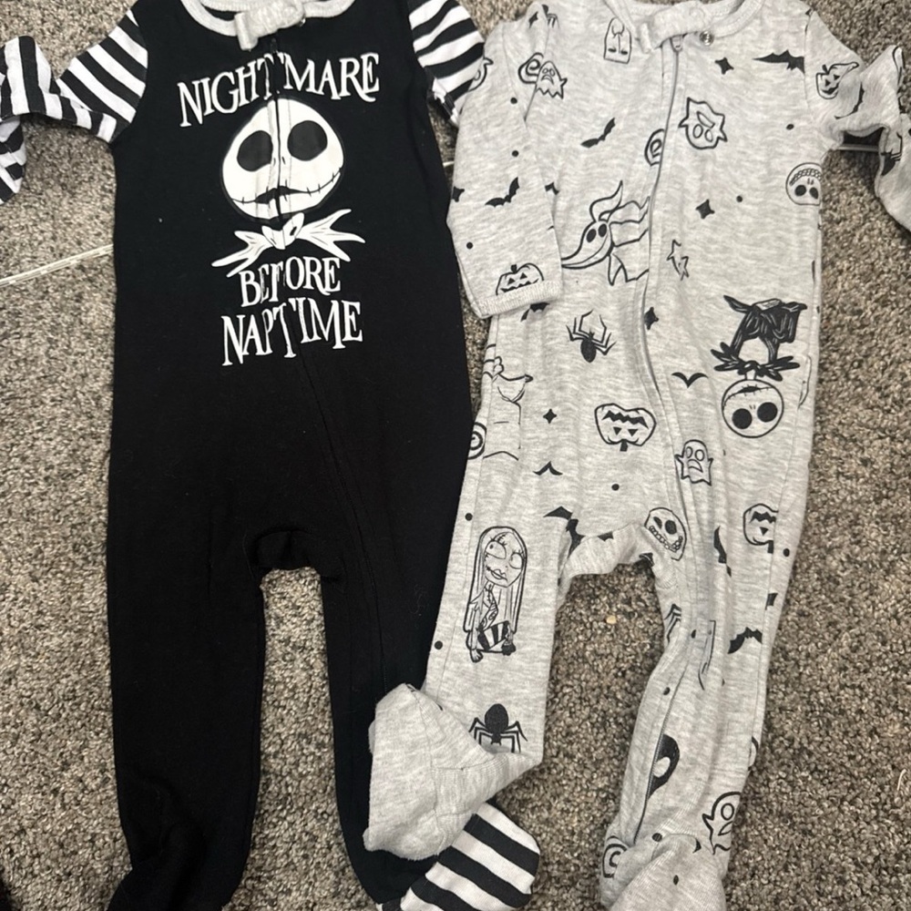 Disney Nightmare Before Nap Time Kids One Piece Set - Black and Gray